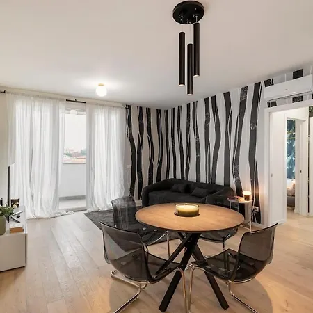 Bella Vista Prestige Apartment *